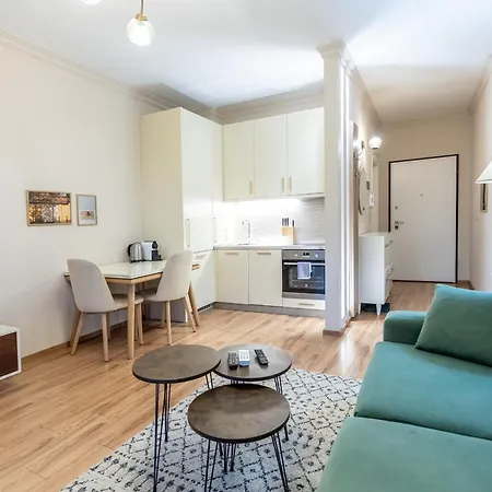 Skyline Sunset & View - Modern 1br Tirana