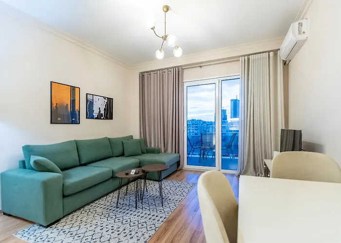 Modern 1Br Skyline City View - Central Tirana 公寓 *