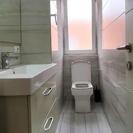 Skyline Sunset & View - Modern 1br * Tirana