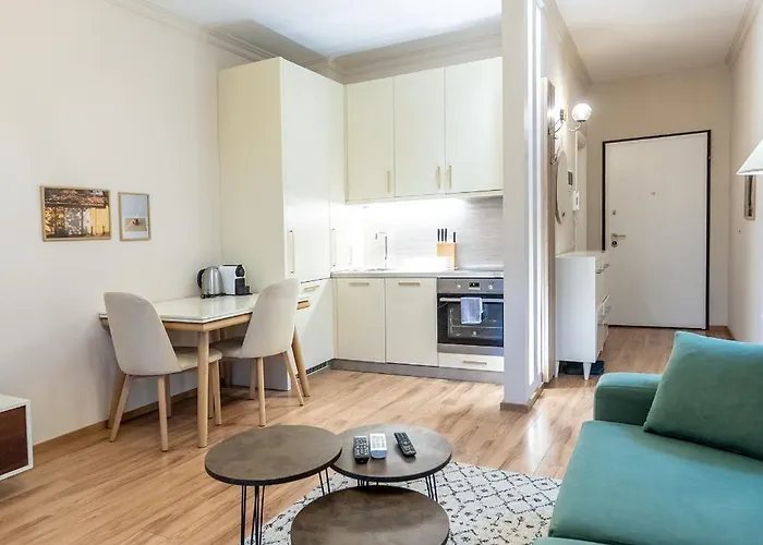 Modern 1Br Skyline City View - Central Tirana Tirana